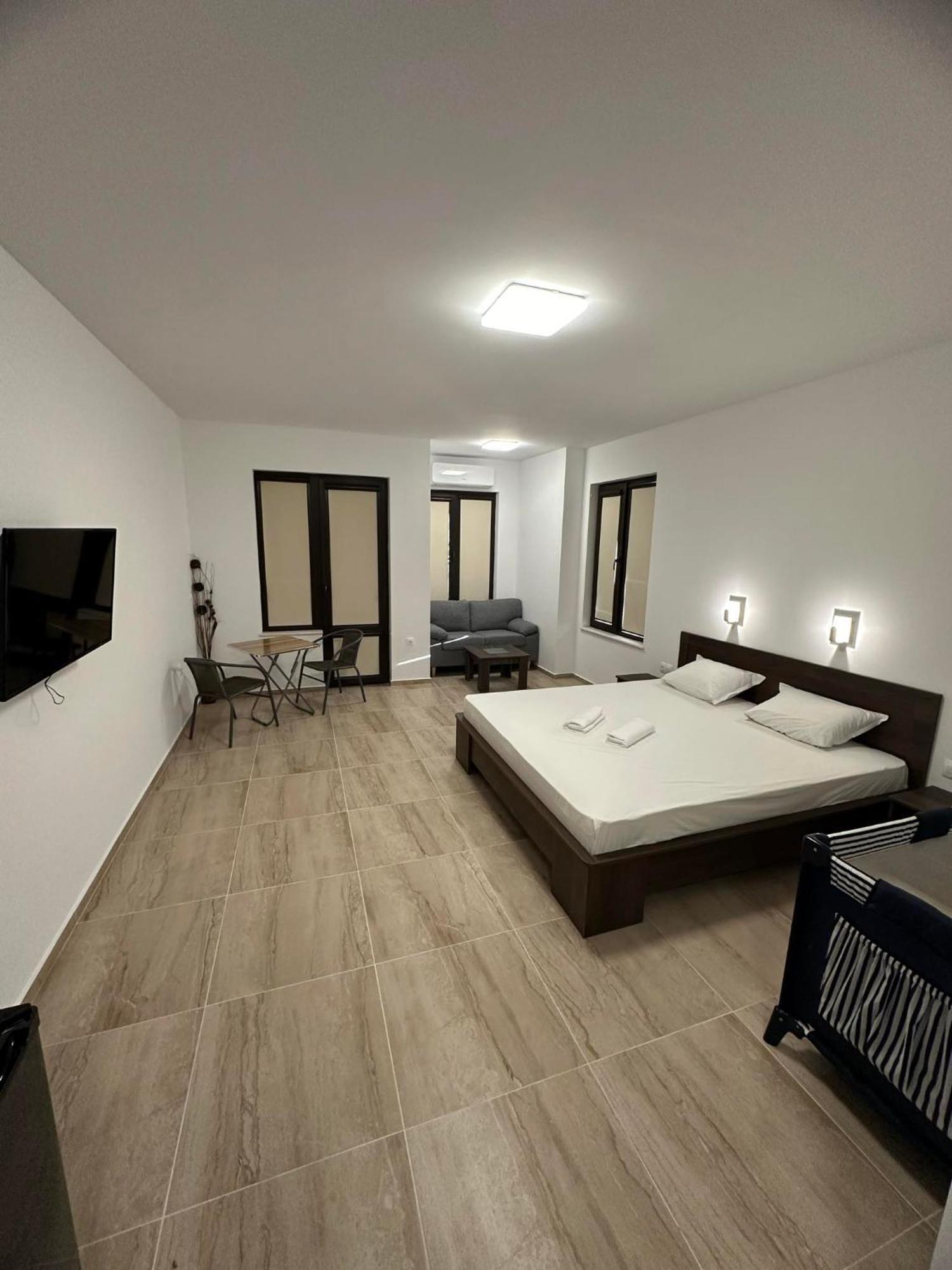 St George Apartcomplex Shkorpilovtsi Bagian luar foto