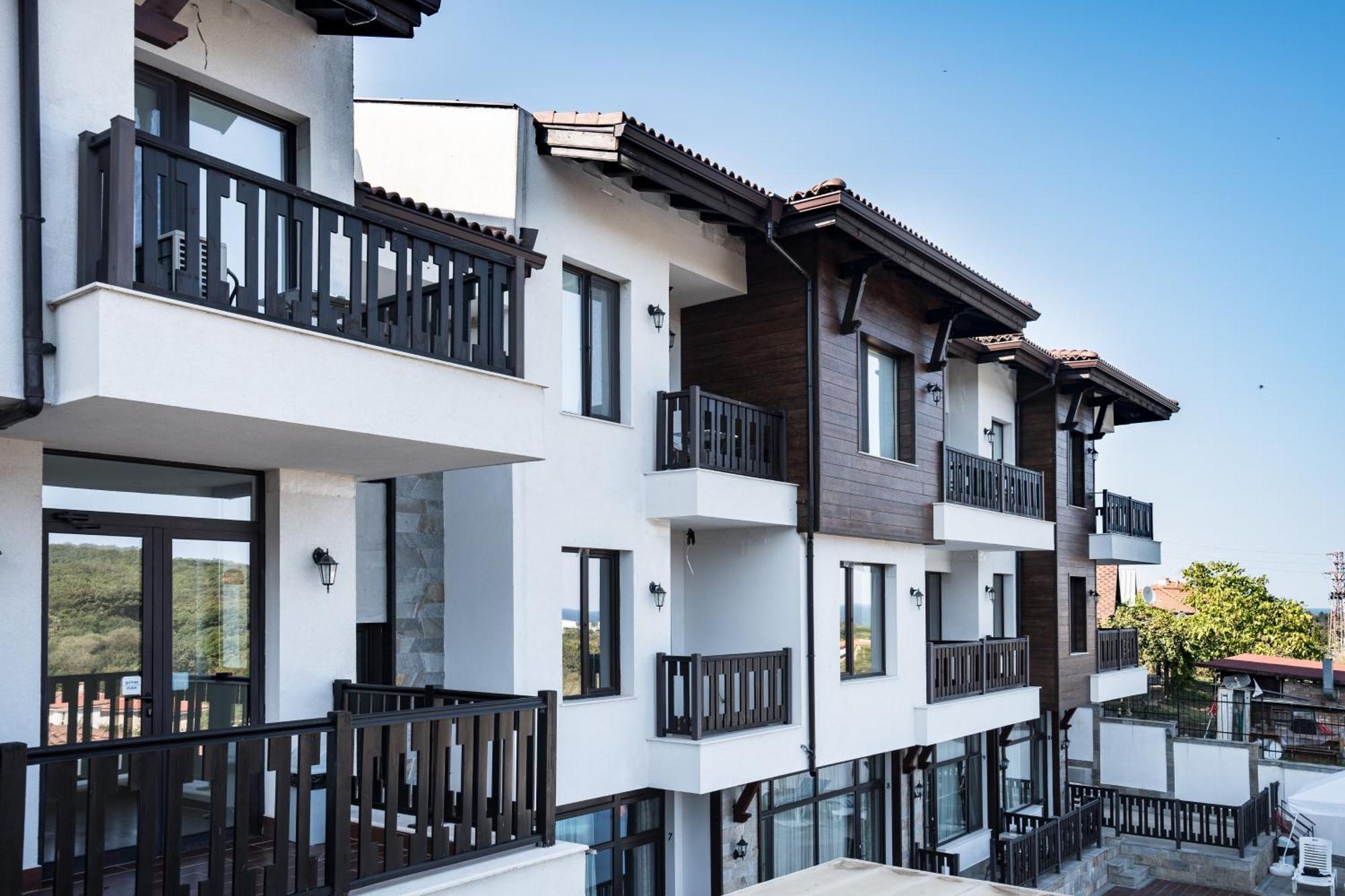 St George Apartcomplex Shkorpilovtsi Bagian luar foto