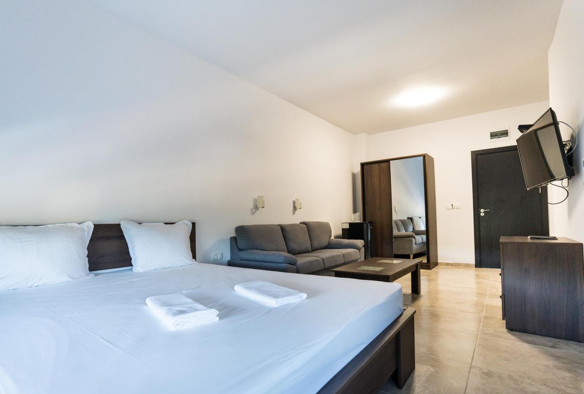 St George Apartcomplex Shkorpilovtsi Bagian luar foto