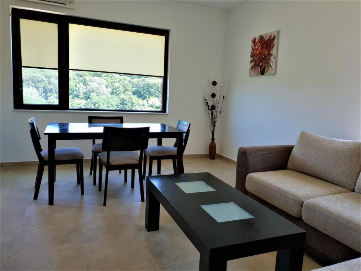 St George Apartcomplex Shkorpilovtsi Bagian luar foto